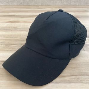 Athleta athletic baseball/trucker hat